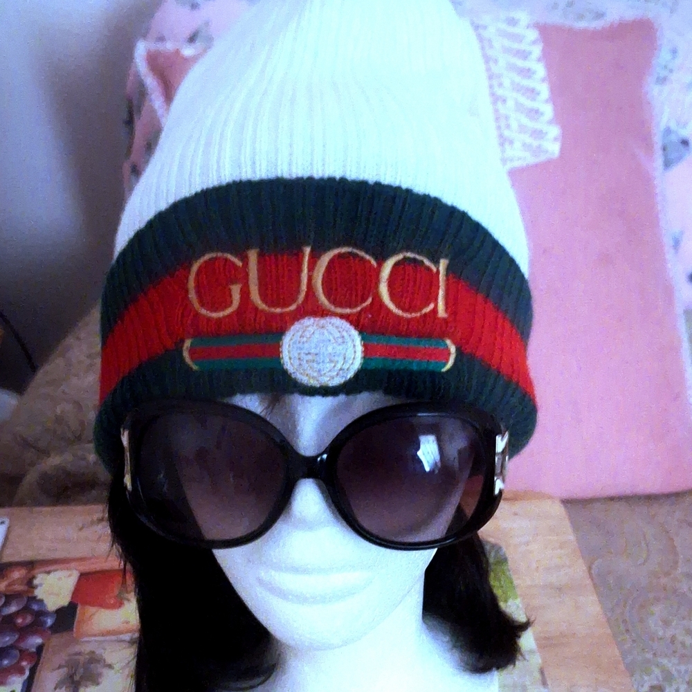NEW Custom Made Designer Unisex White, Green & Gold Logo Beanie Winter Hat - Picture 7 of 10